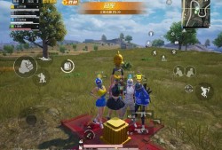 《戏谑游戏，探索语音辅助的新奇冒险：和平精英语音整蛊路人之旅》_和平精英辅助语音整蛊路人