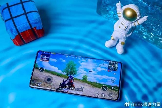 手机和平精英灵敏度_和平精英能开黑辅助的手机有哪些  第2张